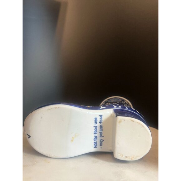 Vtg Chinoiserie Western Cowboy Boot Porcelain Vase Blue White Floral Texas Rodeo - Picture 6 of 7